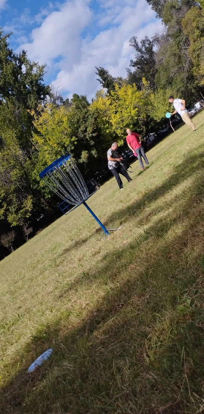 canasta de disc golf en mendoza